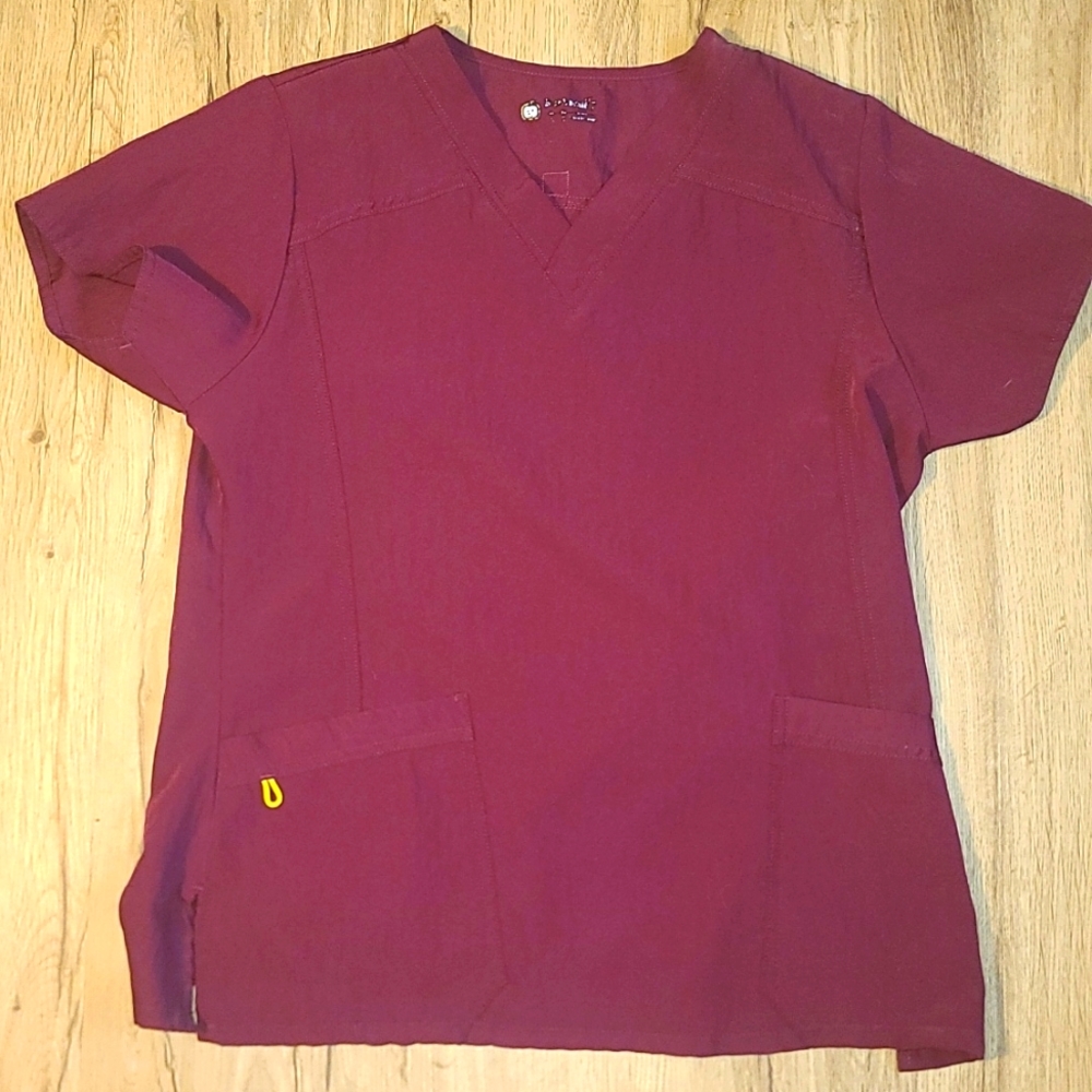 wonderwink maroon scrub